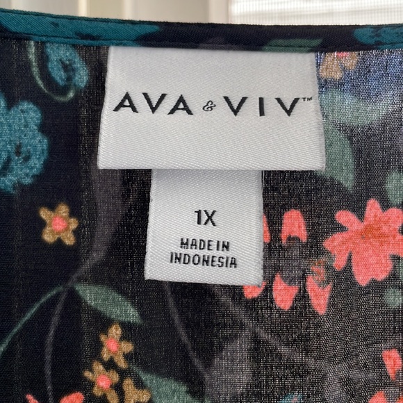 Ava & Viv floral dress - Picture 5 of 6